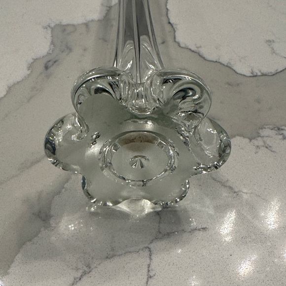 Swung clear glass Glass Bud Vase - Picture 5 of 6